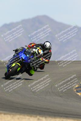 media/Apr-15-2022-Apex Assassins (Fri) [[9fb2e50610]]/Trackday Level 1/Session 5/Turn 12/